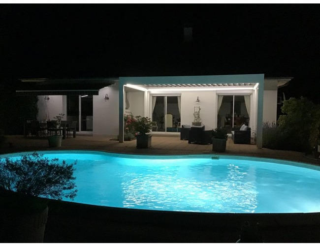 PERGOLA BIOCLIMATIQUE BLANCHE