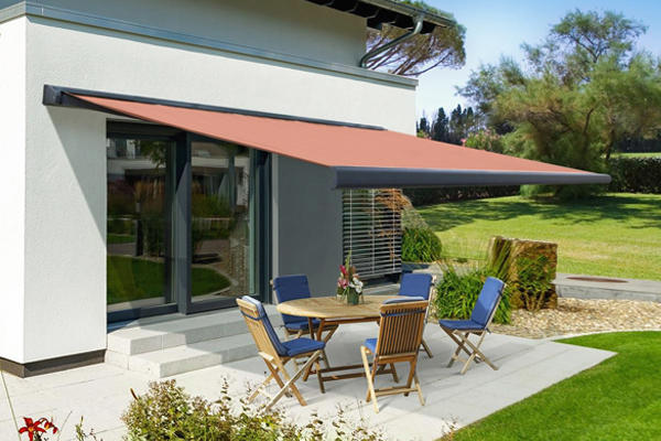 Quel store pour pergola ? : Voile, toile d'ombrage pour pergola