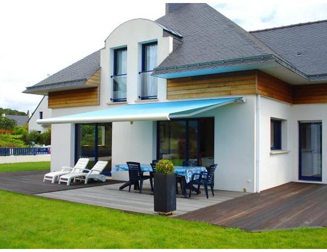 Store banne coffre ANTIGUA
Aux lignes &eacute;pur&eacute;es et compactes