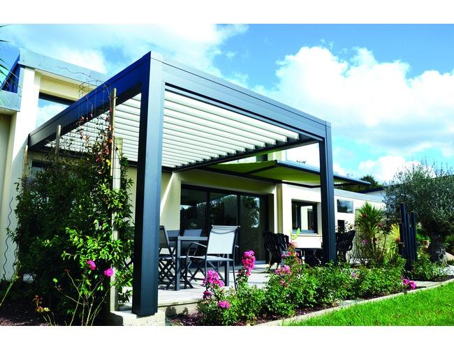 Pergola Bioclimatique Pergo'Klim
Avec lames r&eacute;tractables et orientables